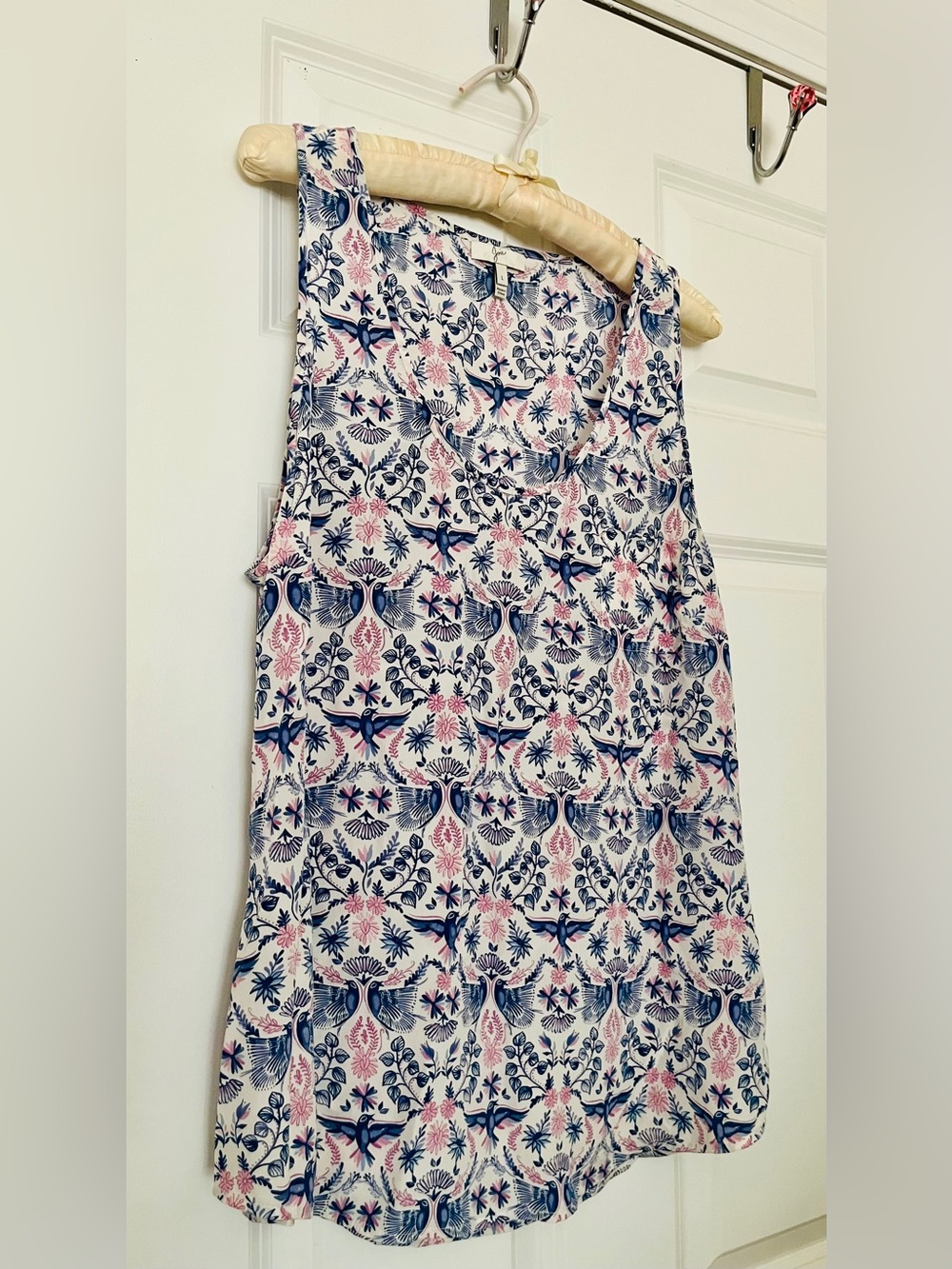 Joie 100% Silk Pink and Navy Bird and Floral Print Tank Top Shell